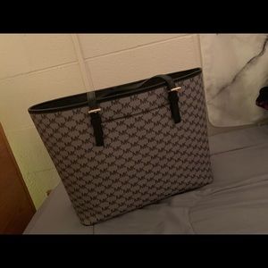 Michael Kors Tote